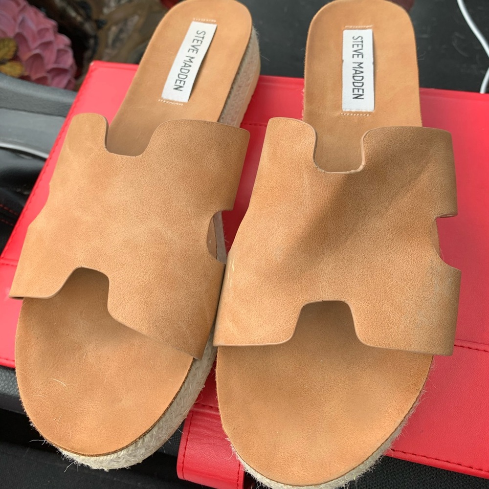 Steve Madden sandels